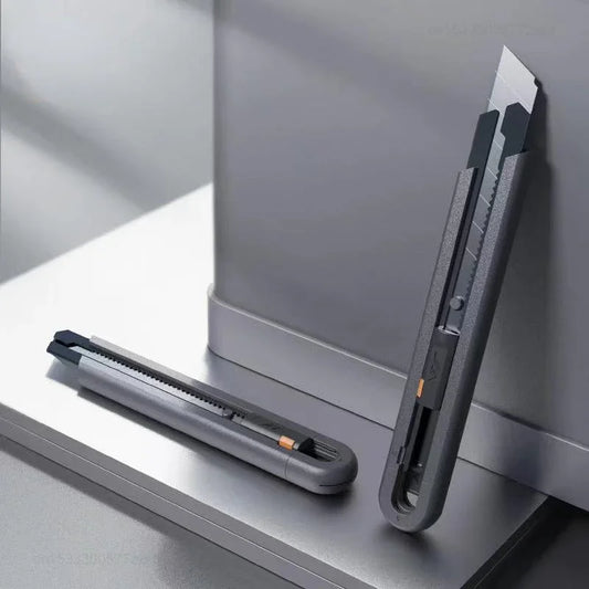 Utility Knife – Carbon Steel Pocket Cutter (0.79-in)